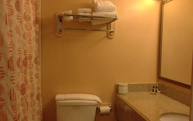 Village Inn Annapolis MD