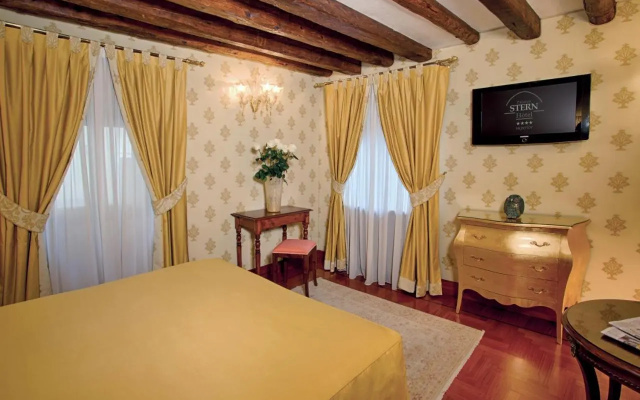 Hotel Palazzo Stern