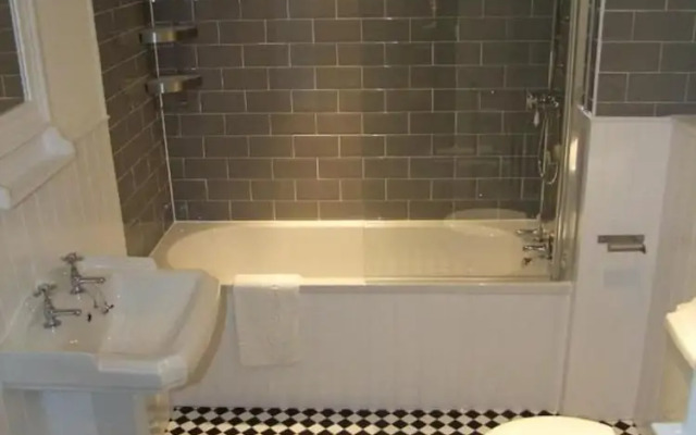 Devizes Inn