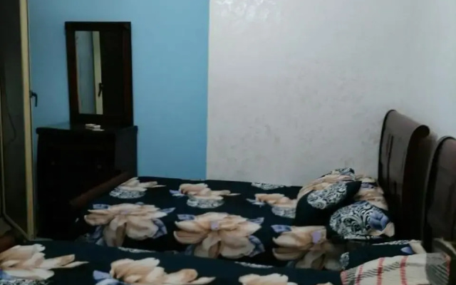 شقة فندقية صف اول بحر مباشر