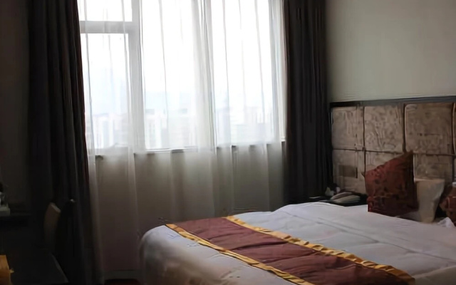 Zun Huang Hotel
