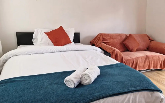 Immaculate 2-bed Apartment in London