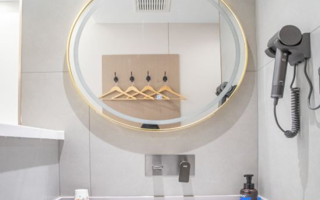 Meihao Light Luxury Smart Hotel