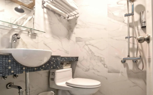 Shihlin Service Apartment