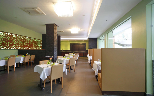 Отель Best Western Premier Garden Entebbe