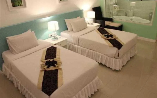 Ratchada Resort and Spa Hotel