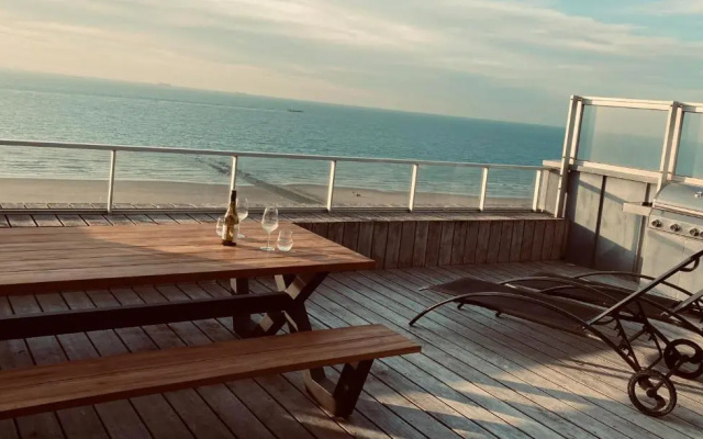 Penthouse Sea-Loft Blankenberge, uniek zeezicht, Luxeloft met 40m2 terras!