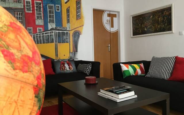 Отель Terrace Lisbon Hostel Португалия, Лиссабон - отзывы, цены и фото номеров - забронировать отель Terrace Lisbon Hostel онлайн комната для гостей