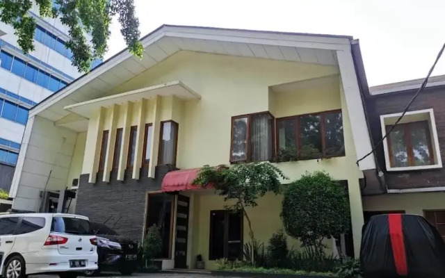 Jambuluwuk Mansion Adityawarman