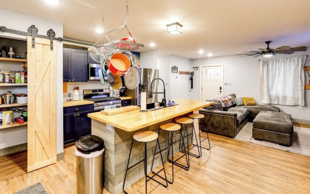 Walk to Dtwn: Dog-friendly Retreat in Fairbanks!