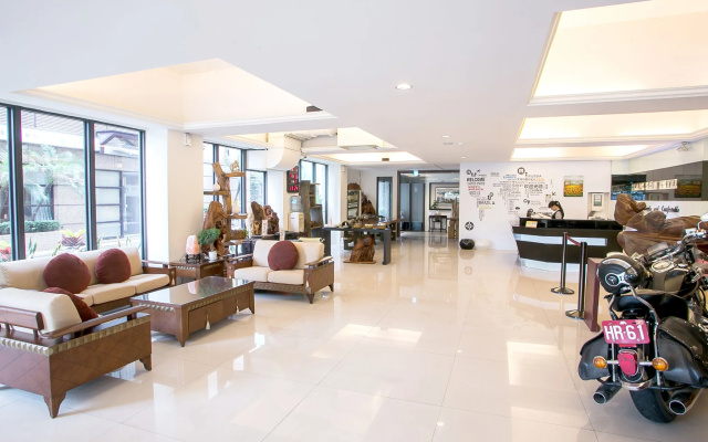 Huang Shin Business Hotel - ZhongGung Branch