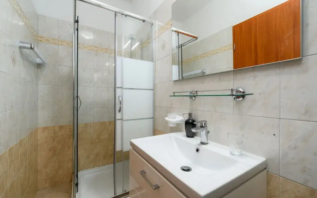 Apartment in Drenje With Sauna