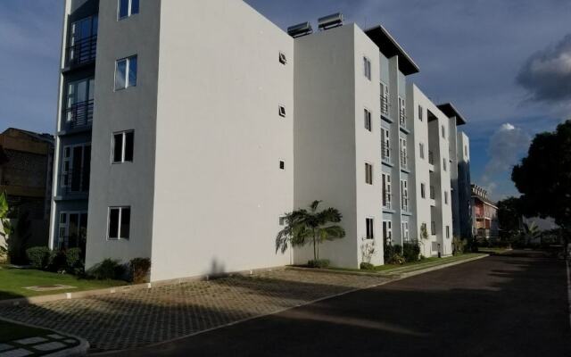 Отель Kingston Luxury Guest Apt at Sullivan вид на фасад