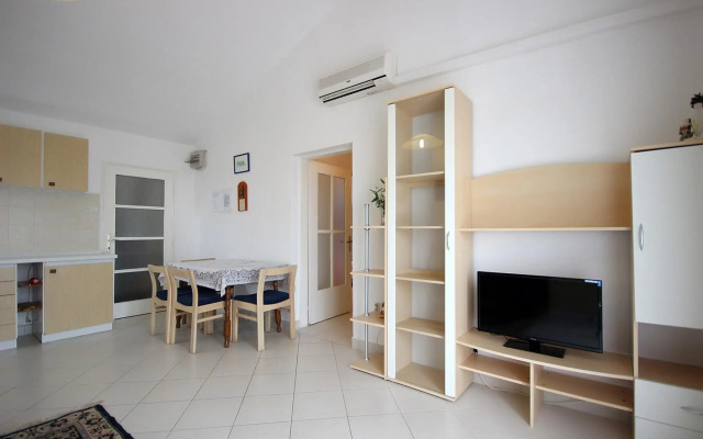Ornelia - 70 m from beach - A1 veliki(4+2)