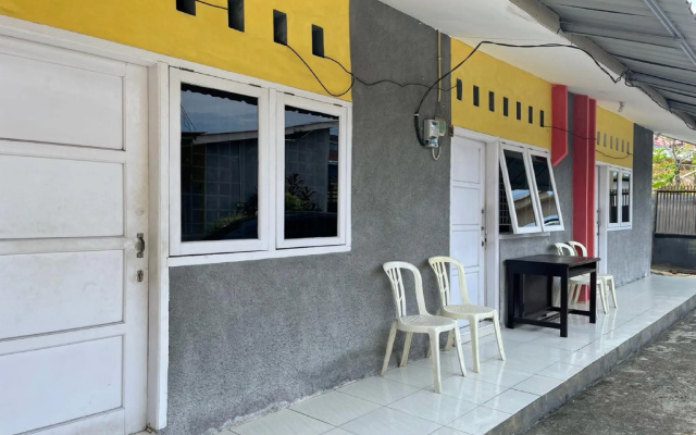 OYO 90616 Jojo Residence Syariah