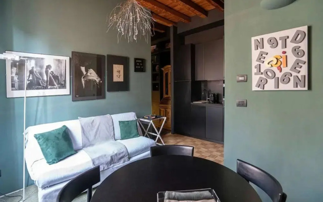 Artistic Flat W/wooden Beams, Porta Venezia