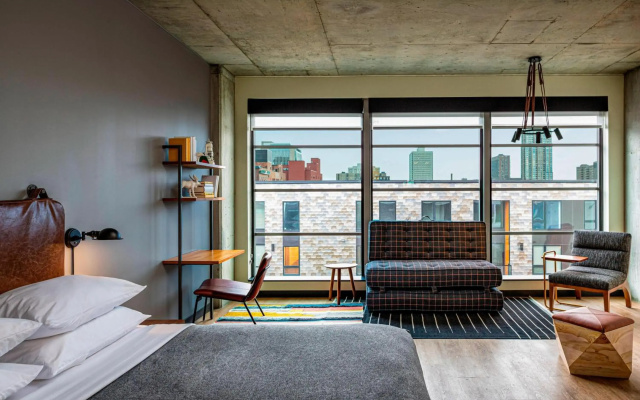 Moxy Minneapolis Downtown