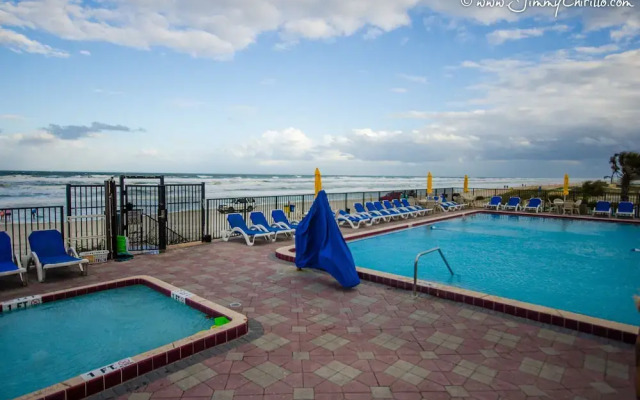 Outrigger Beach Club