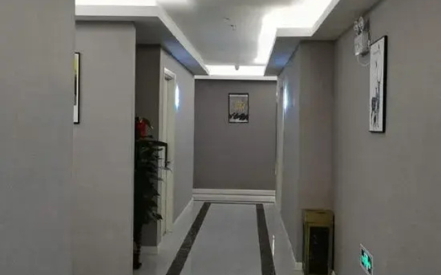 Yunding Business Hotel