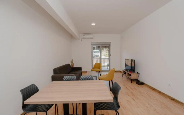 Apartments Trsteno