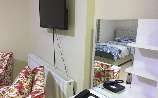 Royal Ozcelik Otel