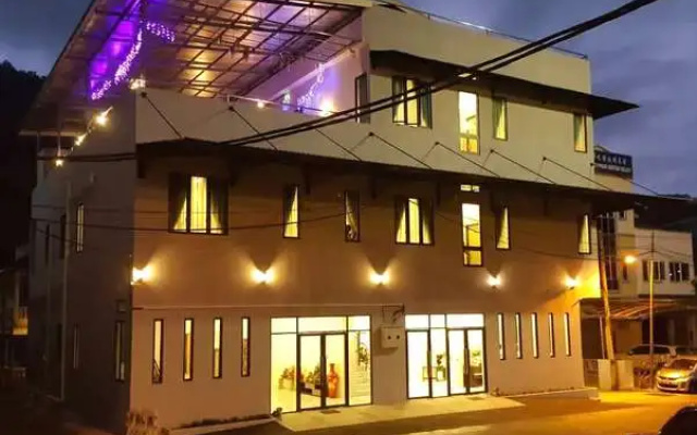 Cameronia Hotel