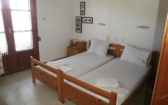 Mirsini Apartments