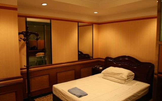 Tian Nian Ge
