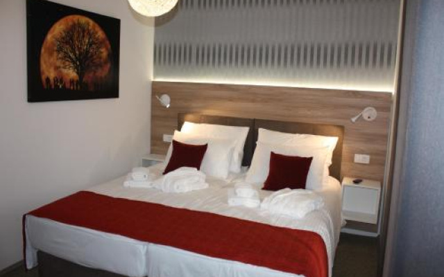 Aura Residence