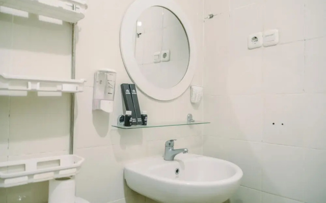 Comfort And Cozy Living 2Br At Medina Apartment