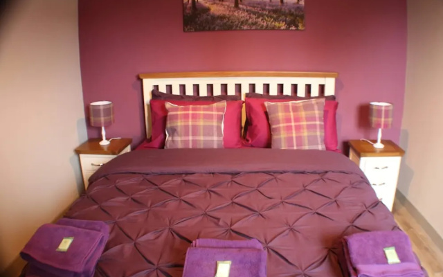 1 Bed Flat - Sleeps 2 - Wifi