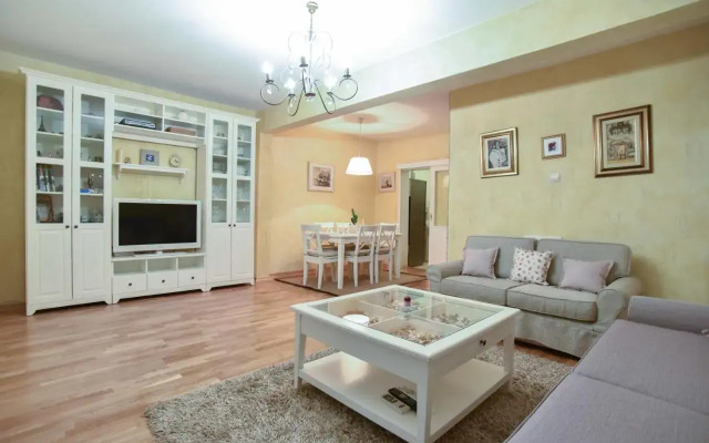 Apartment Center Bubi