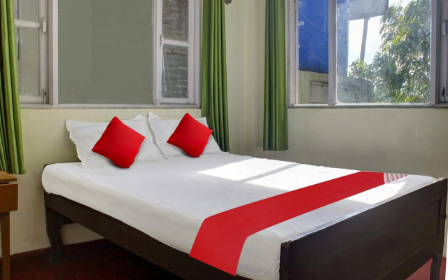 OYO 80513 Hotel Rose Garden