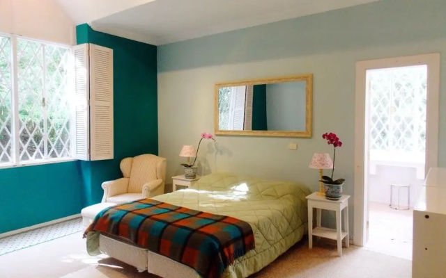 Casa Yvitu Blue Bird Hotel