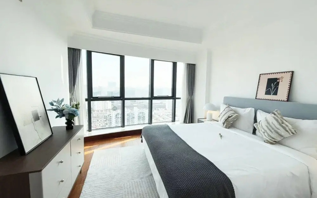 Tyms 3BR 2BA Apt Gubei High View Line10