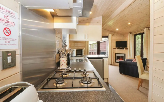 Canadian Cabin No 38