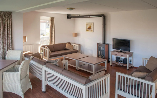 Stately Villa near Grevelingen Lake