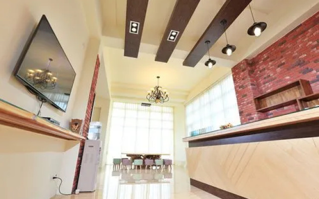 Lotung Stay B&B