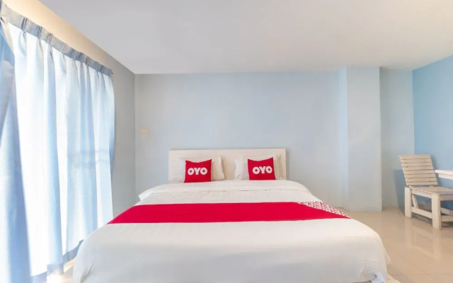 V Place Apartment