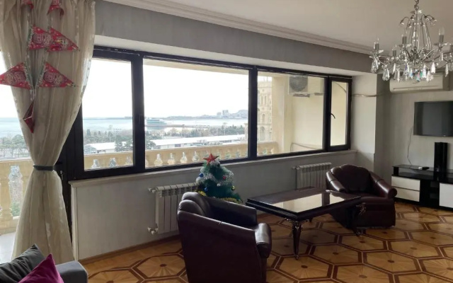 Sea view apart becide Hilton