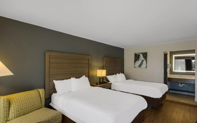 Quality Inn Asheville Airport