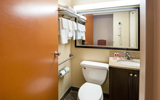 Quality Inn Near Pimlico Racetrack