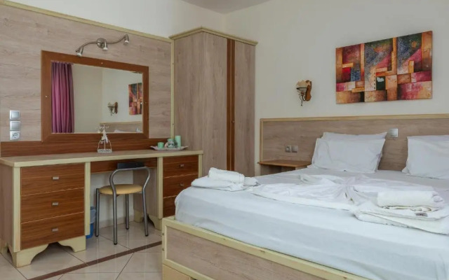 Livadia Beach Suite
