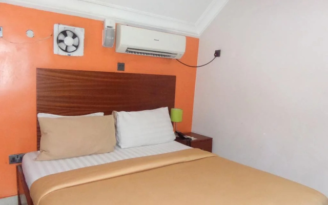 Precinct Comfort Services, Surulere