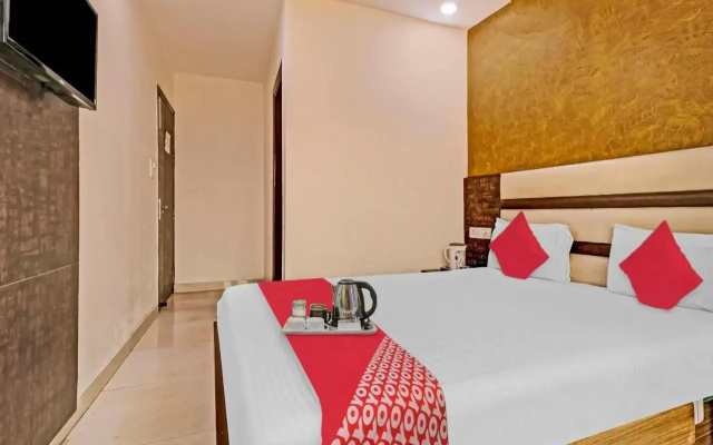 Oyo 82718 Hotel Stay House