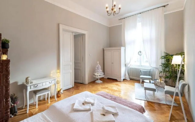 No.8: Lovely & Cosy 3-room Heart of the City