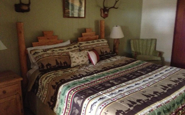 Holiday Motel