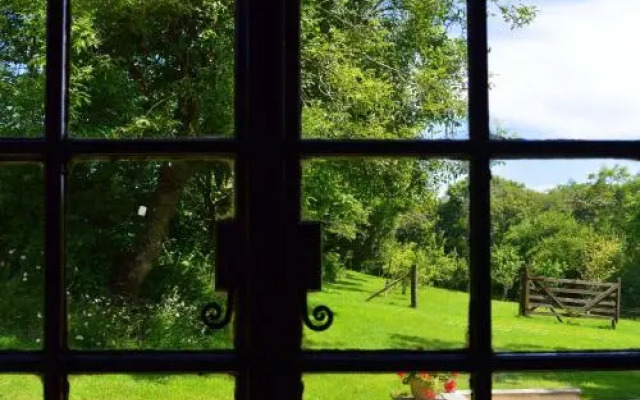 Windbury Cottage