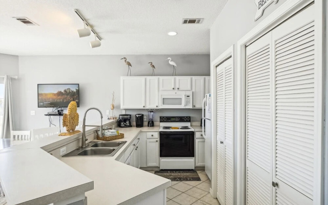 Sandpiper Cove 9210 1 Bedroom Condo by RedAwning