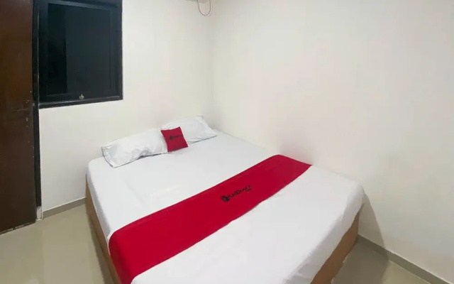 OYO 89994 Kartini House